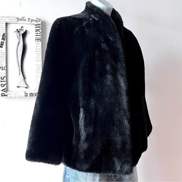 Vintage Scandi Girl Borgana Black Faux Fur Short Coat Size M-L - Picture 5 of 10